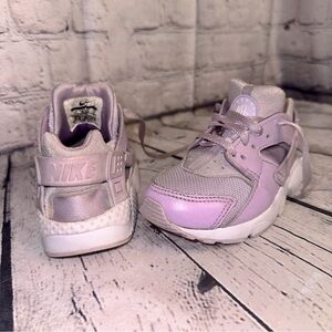Nike Air Huarache Run Toddler Girls Size 11 Lavender Purple Violet Mist Sneakers